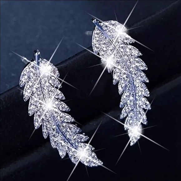 Jewelry - New Sterling Silver Diamond Marquis leaf Earrings